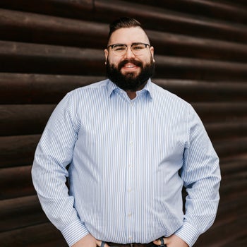 Portrait of Isaiah Moengen, Realtor®